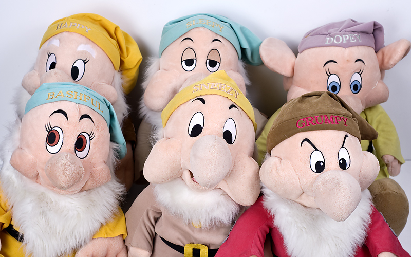 seven dwarfs plush set for sale